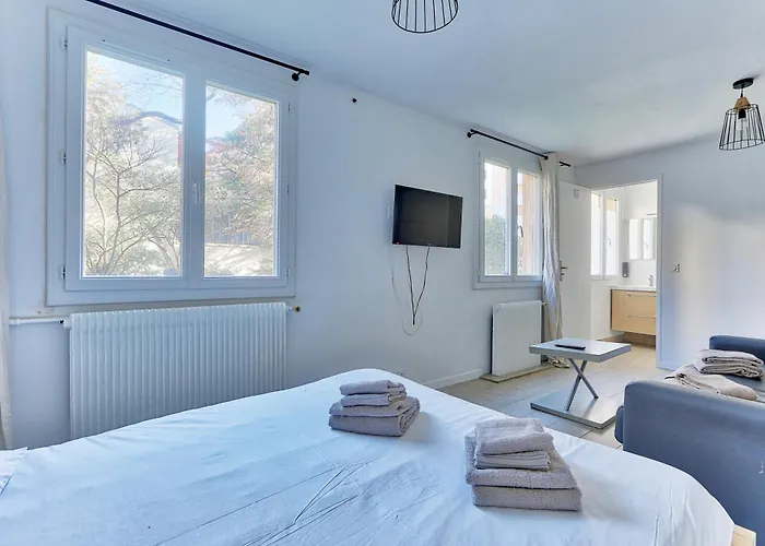 Sejour Pres Du Parc Des Buttes-chaumont *